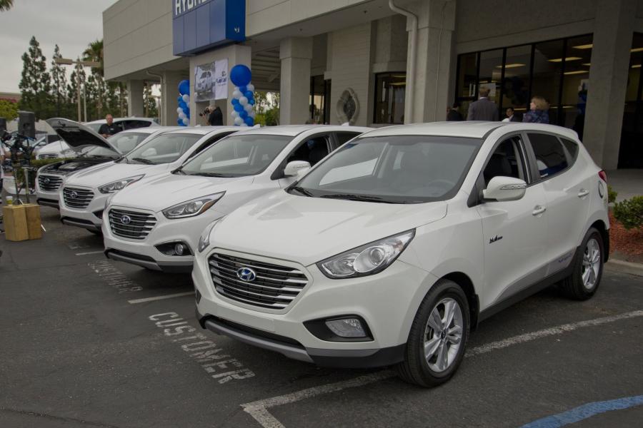  Hyundai Tucson Fuel Cell 2014 года  (фото 27 из 32)